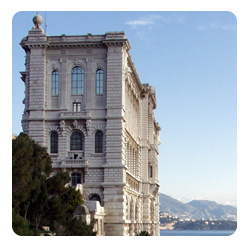Made of white limestone and marble the oceanographic museum is perched on a rock facing the bay of Monte Carlo